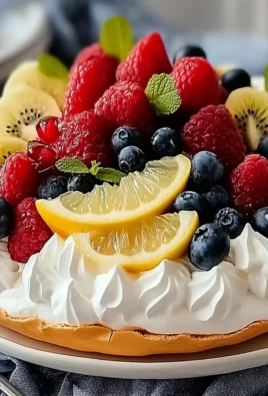 Delicious Pavlova Recipe with Whipped Cream and Fresh Fruit