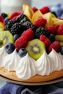 Delicious Pavlova Recipe with Whipped Cream and Fresh Fruit