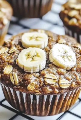 Flourless Banana Oatmeal Muffins